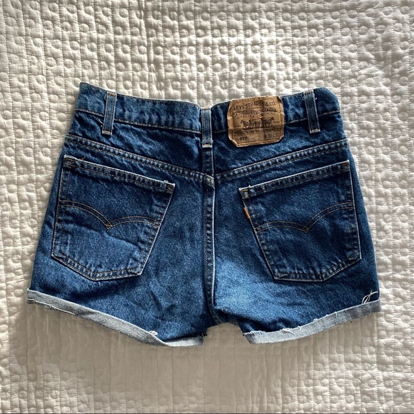 SOLD. Levi’s High Waisted Shorts - Picture 2 of 2